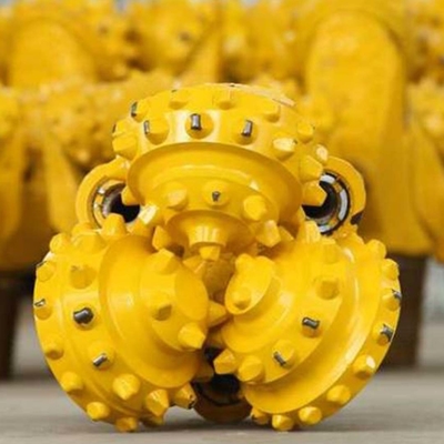 Dente Tricone da fresa de aço do carboneto de tungstênio dos bocados de rolo da rocha de IADC/API/TCI para a perfuração giratória Rig Piling Industry
